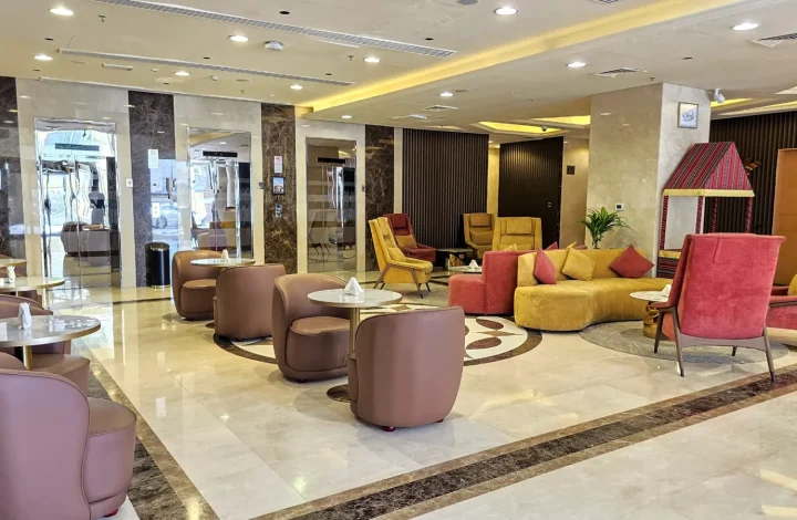 Lobby 7